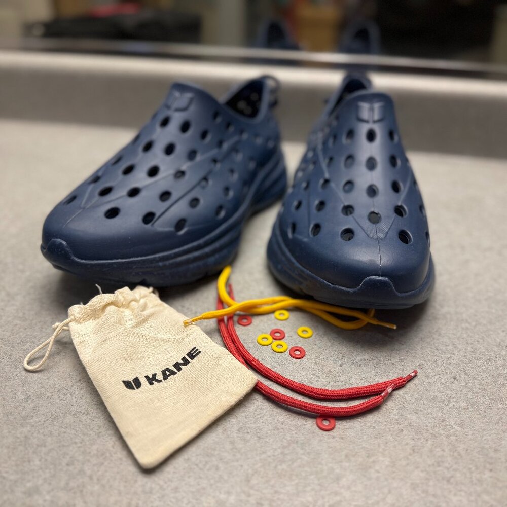 Kane Revive, Men's 10/Women's 12 (New)